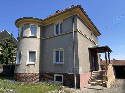 Bild1 - Einfamilienhaus mit historistischer Note, in ruhiger Lage von Riesa-Gröba!