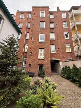 Bild 2 - Mehrfamilienhaus, Wohnhaus zum Kaufen in Kiel