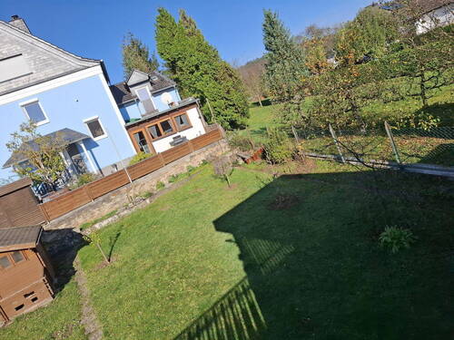 Garten - 3 Zimmer Etagenwohnung zur Miete in Niederburg