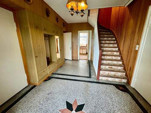 Flur Erdgeschoss - Einfamilienhaus mit 238,50 m&sup2; in Nordermeldorf zum Kaufen