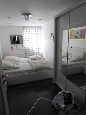 Schlafzimmer EG - 