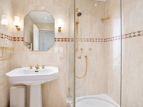 Edles Badezimmer - 
