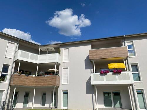Ansicht - Wunderschöne 3-Zimmer-Wohnung im EG mit herrlicher Terrasse in zentraler Lage Bad Rodachs