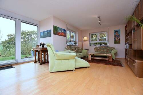 Bild1 - Sonnige, voll möblierte Einliegerwohnung mit Terrasse in Hochdorf