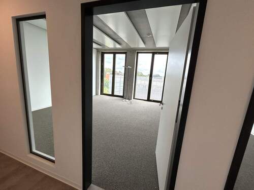 Bürofläche - Gewerbefläche - 168m² modern und hell im NEOS II