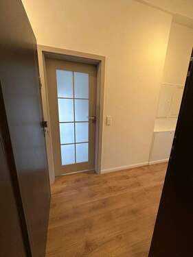 Eingang Flur - Etagenwohnung mit 87,40 m&sup2; in Berlin zum Kaufen