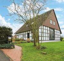 Familientipp in Bi-Schildesche: Bauernhaus mit großzügigem Grundstück in idyllischer Lage - Bielefeld