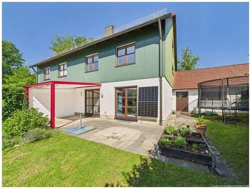 Terrasse - 7 Zimmer Doppelhaushälfte zum Kaufen in Eching