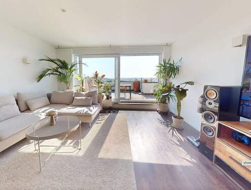 Startbild - Toplage in Leonberg am alten Golfplatz: 4-Zimmer-EG mit großzügiger Terrasse & Weitblick