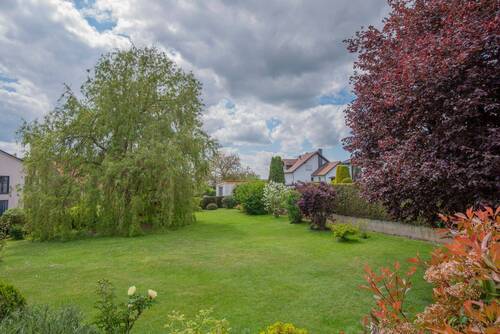 Garten - Mehrfamilienhaus, Wohnhaus mit 511,00 m&sup2; in Kefenrod zum Kaufen