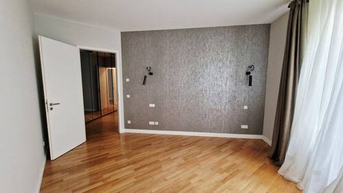  Schlafzimmer 2 - 