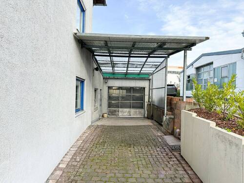 1 Halle mit Zufahrt und Rolltor - Halle in Buchholz