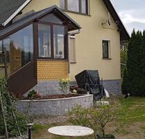 gemütliches Einfamilienhaus mit Nebengelassen und Garagen - Elsterheide Seidewinkel