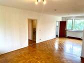 Wohnzimmer - Etagenwohnung mit 68,90 m² in Nürnberg zum Kaufen