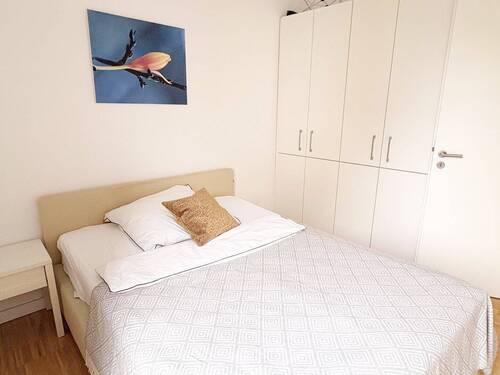 Apartment 159-01.jpg - 159 
