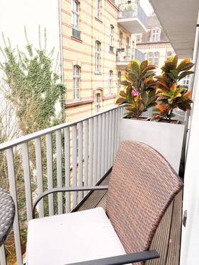 Apartment 159-08.jpg - 