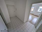 Flur - Etagenwohnung mit 60,00 m² in Chemnitz zur Miete
