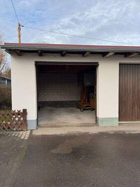 Garage - Etagenwohnung mit 79,00 m&sup2; in Affing zur Miete
