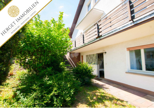 Ansicht von Osten - 7 Zimmer Mehrfamilienhaus, Wohnhaus zum Kaufen in Würzburg