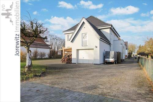 004 - Rückansicht - Mehrfamilienhaus, Wohnhaus mit 178,00 m&sup2; in Bielefeld zum Kaufen