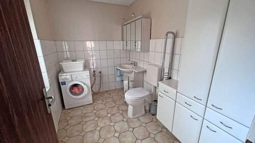 Gäste-WC Erdgeschoss - 