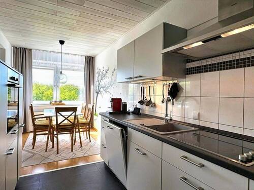 Sonnige Wohnküche - 3 Zimmer Etagenwohnung zum Kaufen in Göttingen