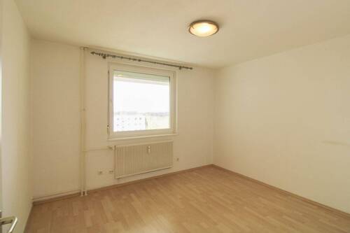 Zimmer 1 - Etagenwohnung mit 76,00 m&sup2; in Wolfsburg zum Kaufen