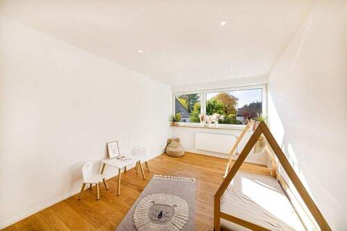 Kinderzimmer - Etagenwohnung mit 132,10 m² in München zum Kaufen