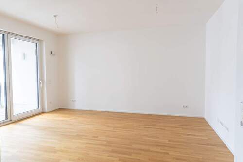 Wohnzimmer - 2 Zimmer Etagenwohnung zur Miete in Dresden