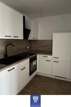 EBK - 2 Zimmer Etagenwohnung in Arnsdorf