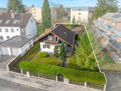 Drohnenaufnahme Grundstück - 5 Zimmer Einfamilienhaus in Fürstenfeldbruck