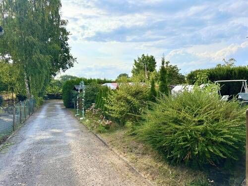 Weg zu den Garage - 