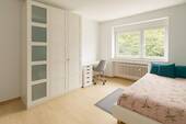Schlafzimmer, Erdgeschoss - Mehrfamilienhaus, Wohnhaus mit 408,00 m² in Hilden zum Kaufen