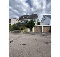 Licht, Luft und Lebensfreude - Familienfreundliches, freistehendes Einfamilienhaus mit Gartenidylle - Dettingen an der Erms