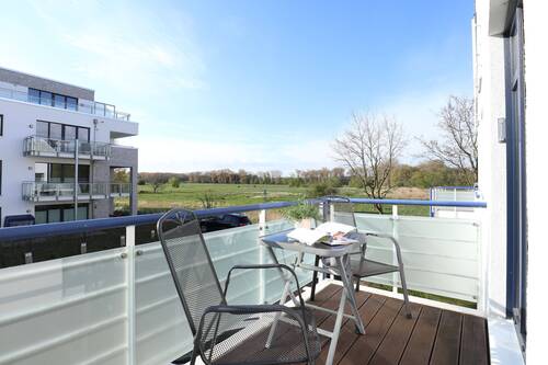Ausblick vom Eckbalkon - Etagenwohnung mit 52,40 m² in Boltenhagen zum Kaufen