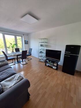 Wohnzimmer - HH-Horn, 2,5 Zimmer Wohnung mit Balkon !Bitte unsere Fragen beachten!