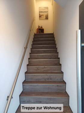 Zugang in das 1. OG - 3 Zimmer Etagenwohnung zur Miete in Fredenbeck
