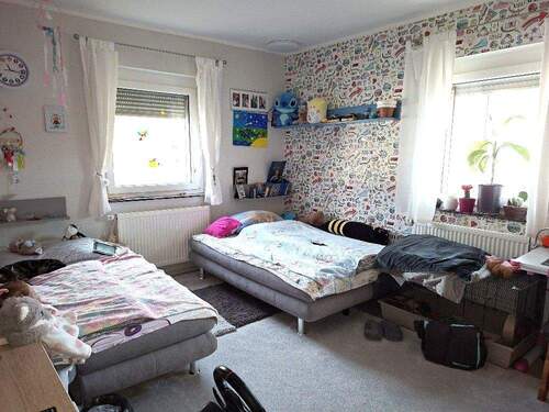 1 von 2 Schlafzimmern im 1. OG - 