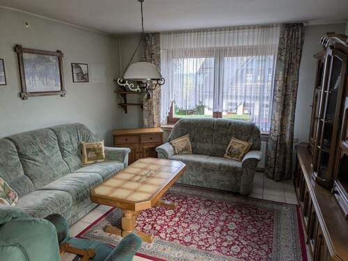 Wohnzimmer - Einfamilienhaus mit 155,00 m&sup2; in Warstein zum Kaufen