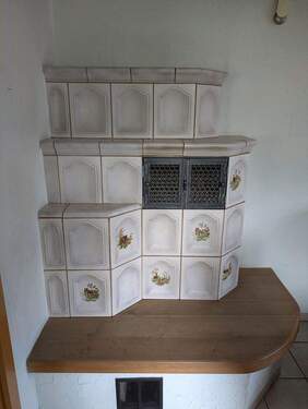 Kachelofen im Wohnzimmer - 