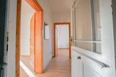 Wohnungseingang und Flur 1 - 