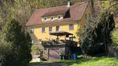 Hausansicht - 9 Zimmer Mehrfamilienhaus, Wohnhaus zum Kaufen in Rotenburg