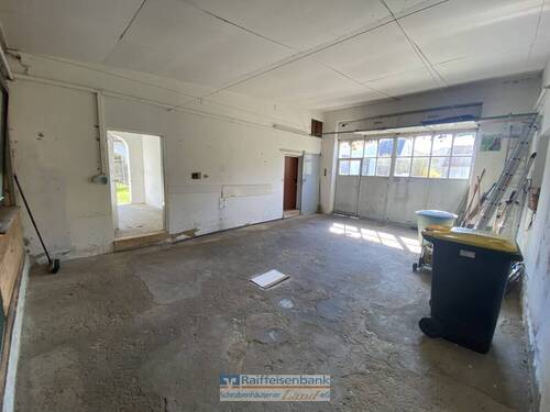 Garage / Werkstatt - 