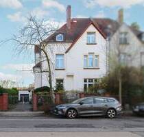 Gestaltungspotential MFH - 3 Wohneinheiten - Vermietet im EG - Markkleeberg