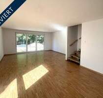 Einziehen und Wohlfühlen- Neubau- Doppelhaushälfte in ruhiger Lage mit schönem Garten! - Heppenheim (Bergstraße) / Kirschhausen