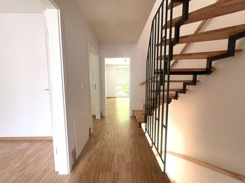 Flurbereich im Obergeschoss - 5 Zimmer Doppelhaushälfte in Heppenheim (Bergstraße) / Kirschhausen