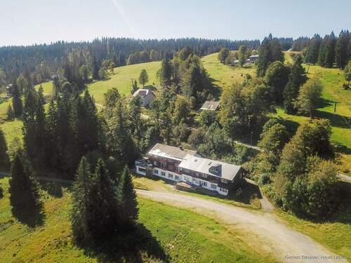 Außenansicht - 3 Zimmer Etagenwohnung zum Kaufen in Feldberg
