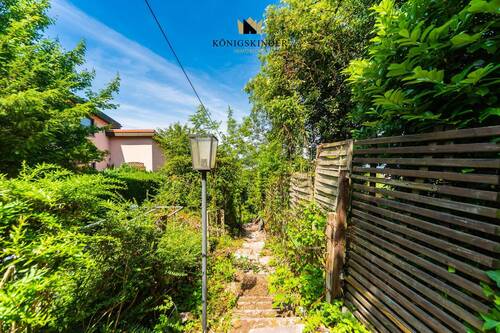 Treppenabgang zum Haus - 