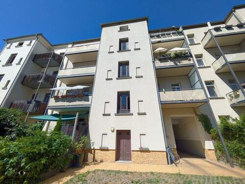 Gebäude (Rückansicht) - 