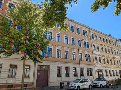 Gebäude (Vorderansicht) - 